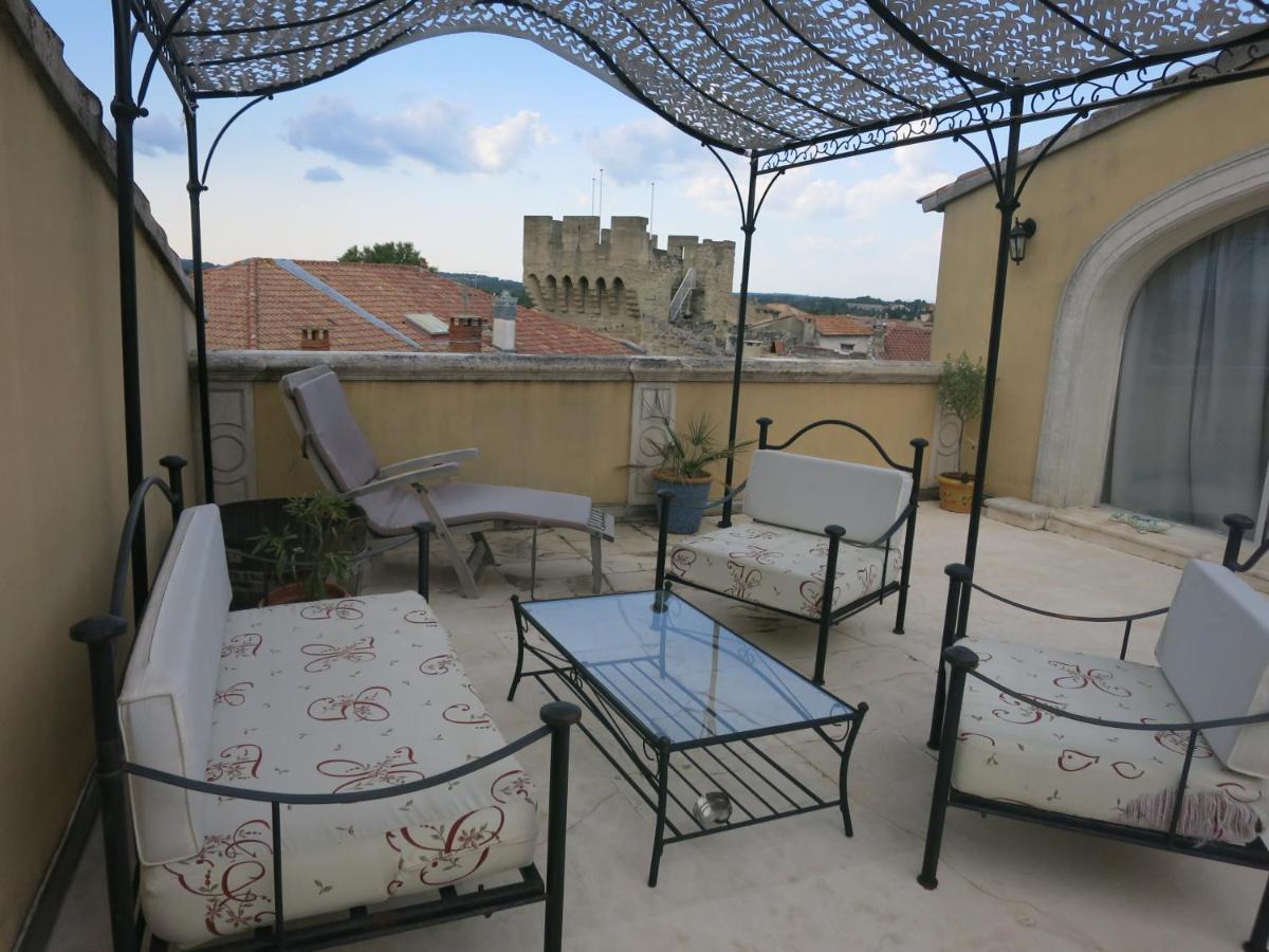 Entre Vignes Et Dentelles Hotel Courthezon Luaran gambar
